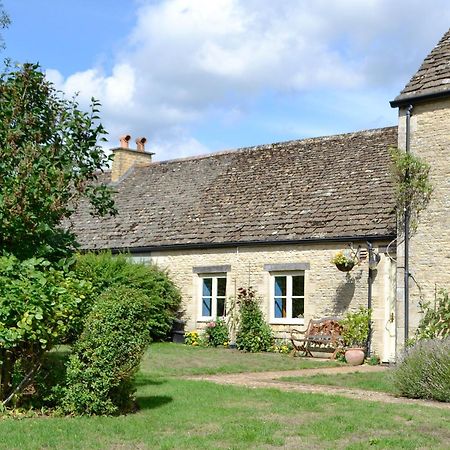 La Caleche Villa Cirencester Buitenkant foto